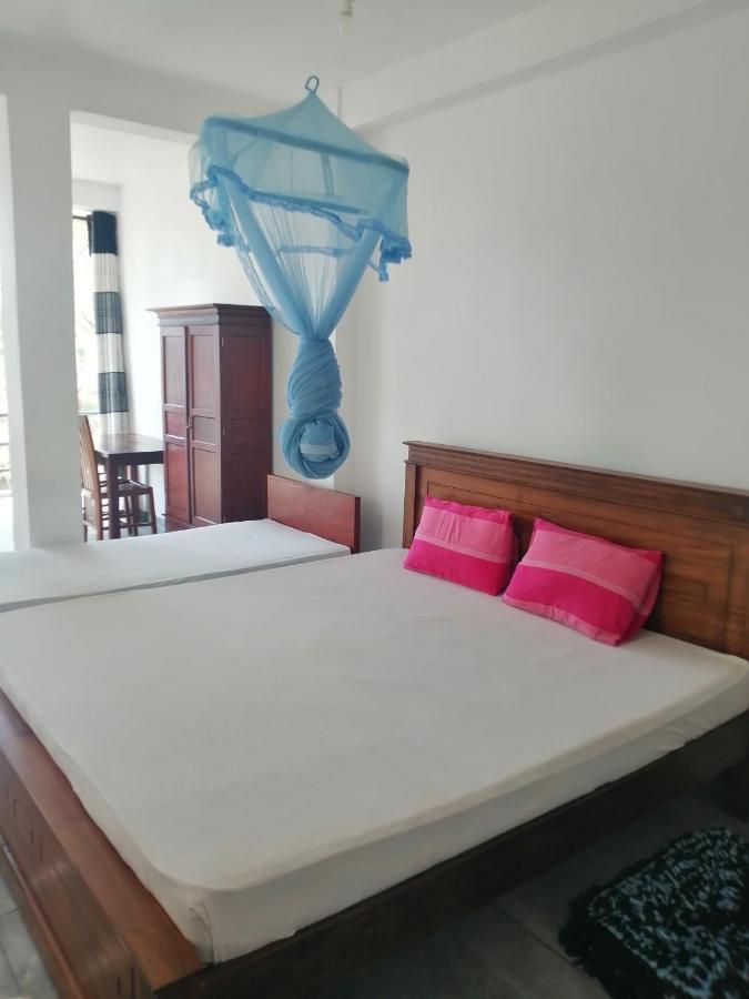 Sena Ambalangoda (Galle)